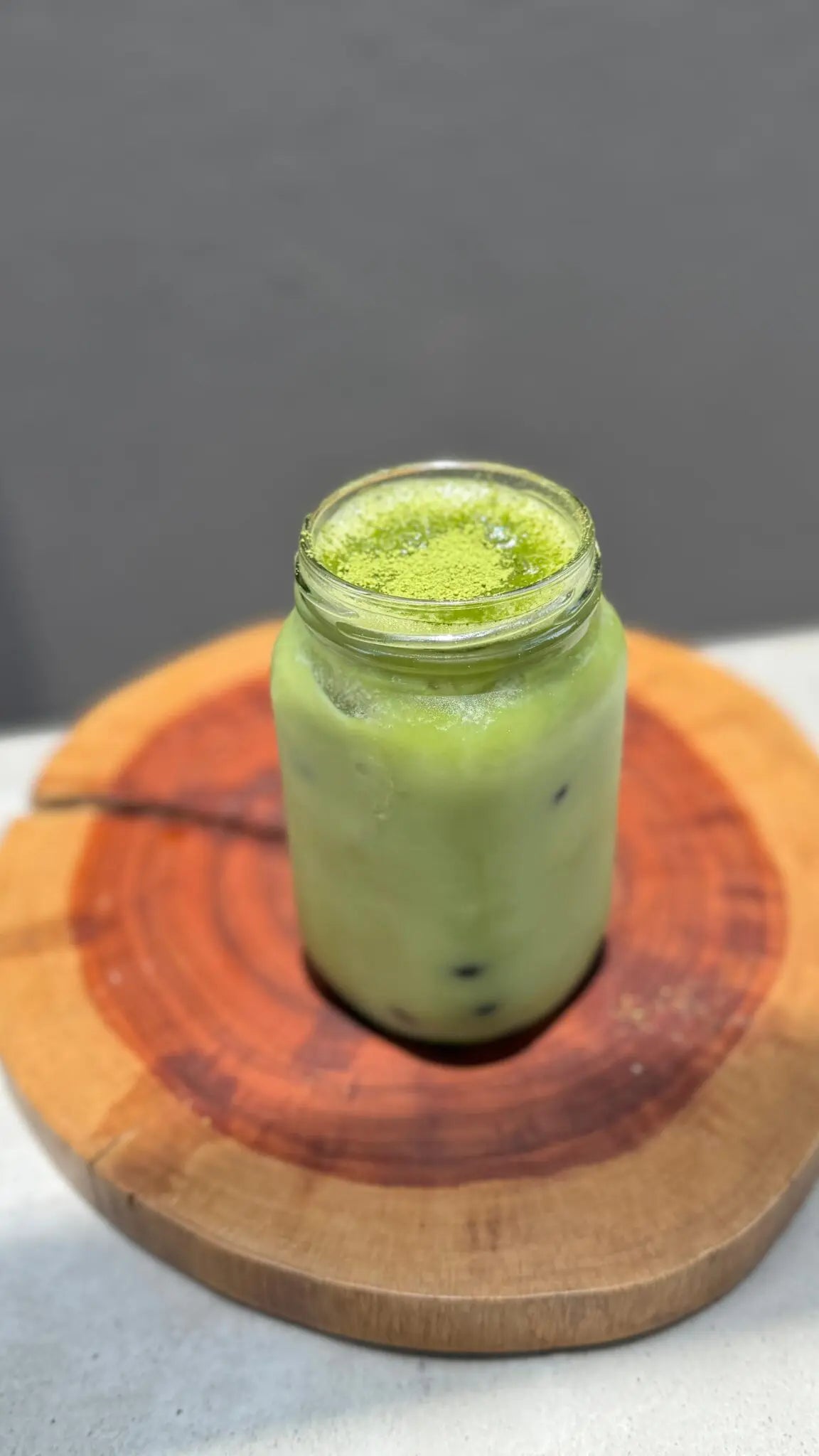 Cómo Preparar un Delicioso Matcha Latte con Arándanos